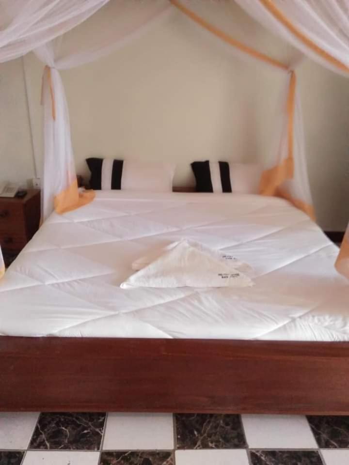 Newstead Hotel Naivasha Eksteriør billede