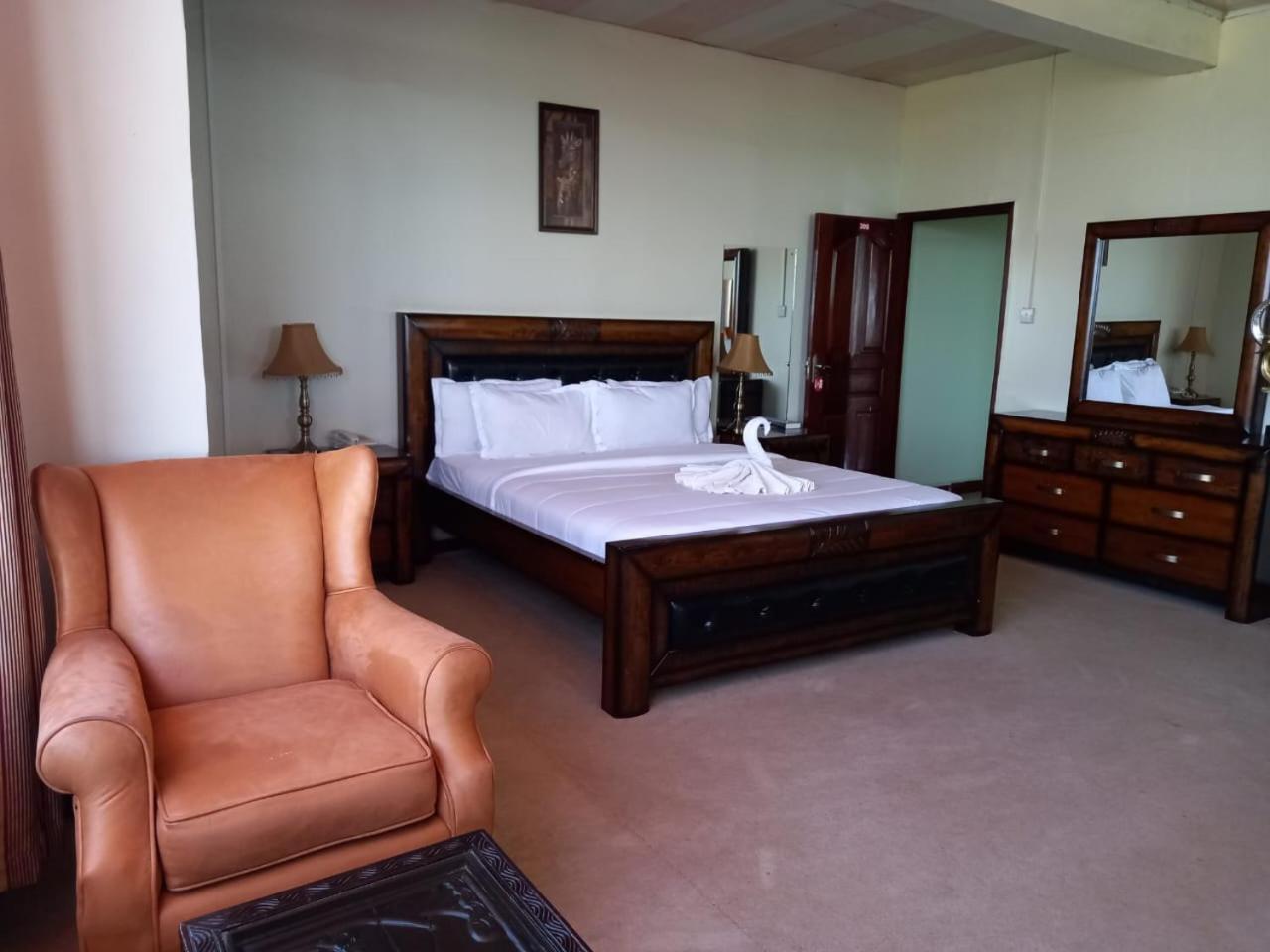 Newstead Hotel Naivasha Eksteriør billede
